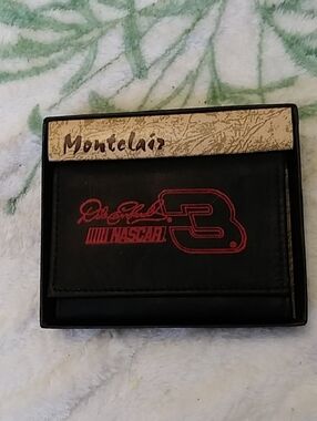 Montclair Wallet